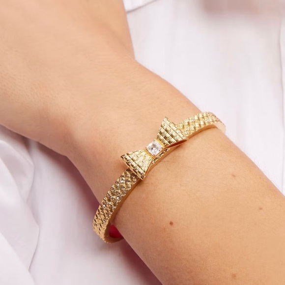 🎀 KATE SPADE Wrapped In A BOW Hinged Bangle NEW - Picture 5 of 8